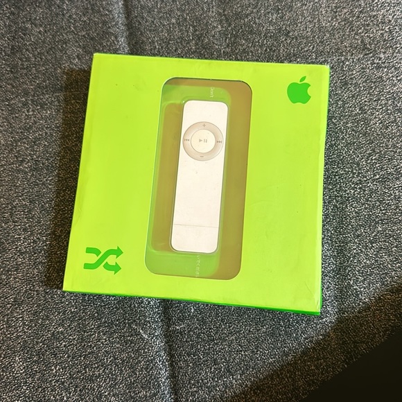 Brand New Apple iPod Shuffle 512mb Original Box 1st Gen White Vintage Model - Picture 3 of 4